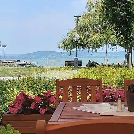 Apartmanház Horváth Balatonboglár Esterno foto