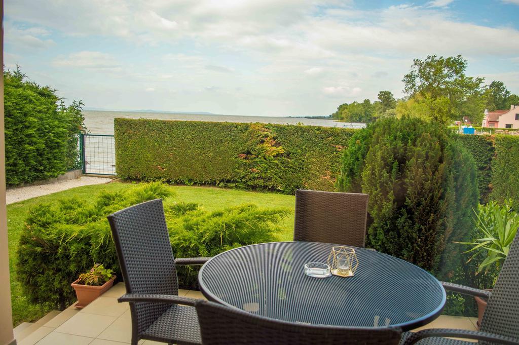 Apartmanház Horváth Balatonboglár Esterno foto